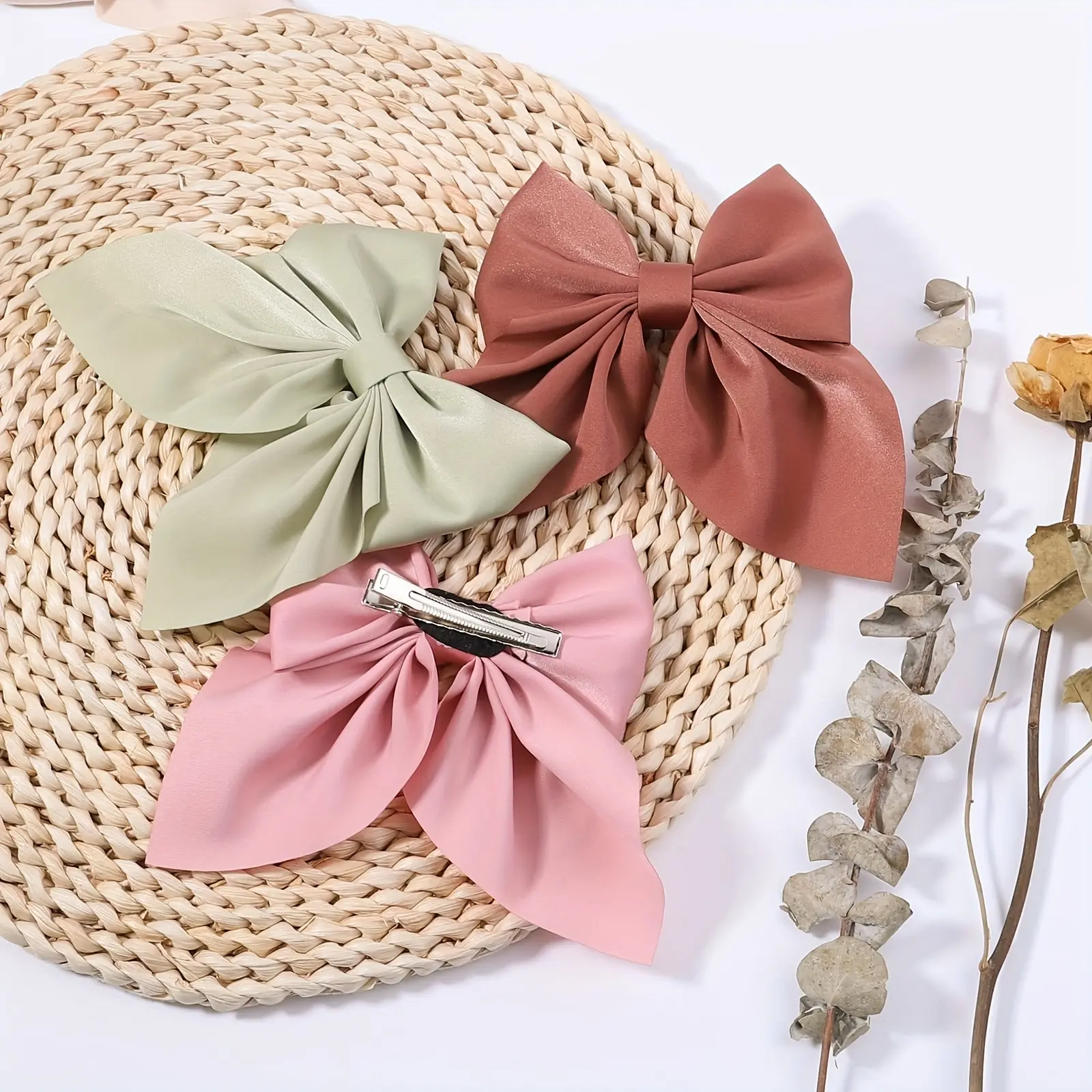 Solid Satin Ribbon Bow Hair Clip – Korean Preppy Style Hair Accessory for Girls – Elegant School Look, Cute Gift for Daily Wear