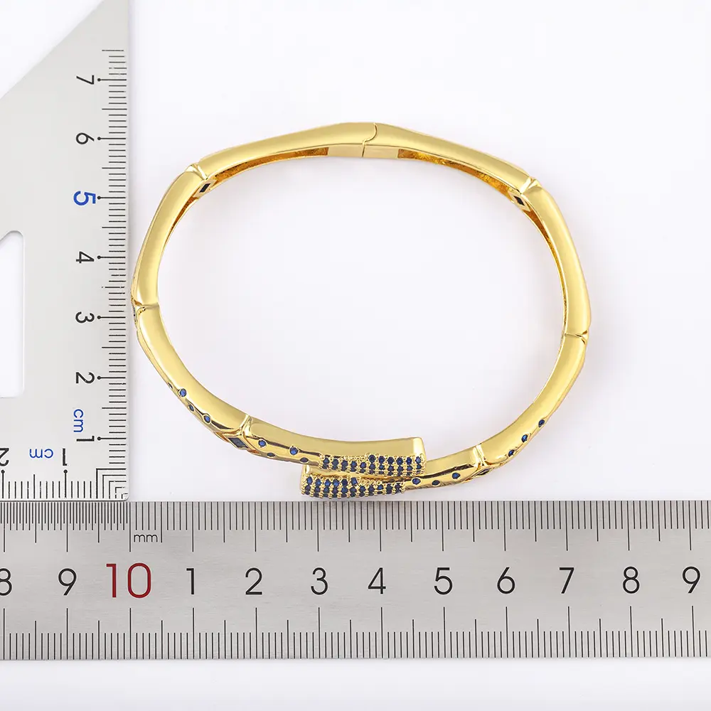 Nidin Light Luxury Women's Zircon Rhinestone Bangle High Quality Classic Geometric Design Open Adjustable Fashion Accessories