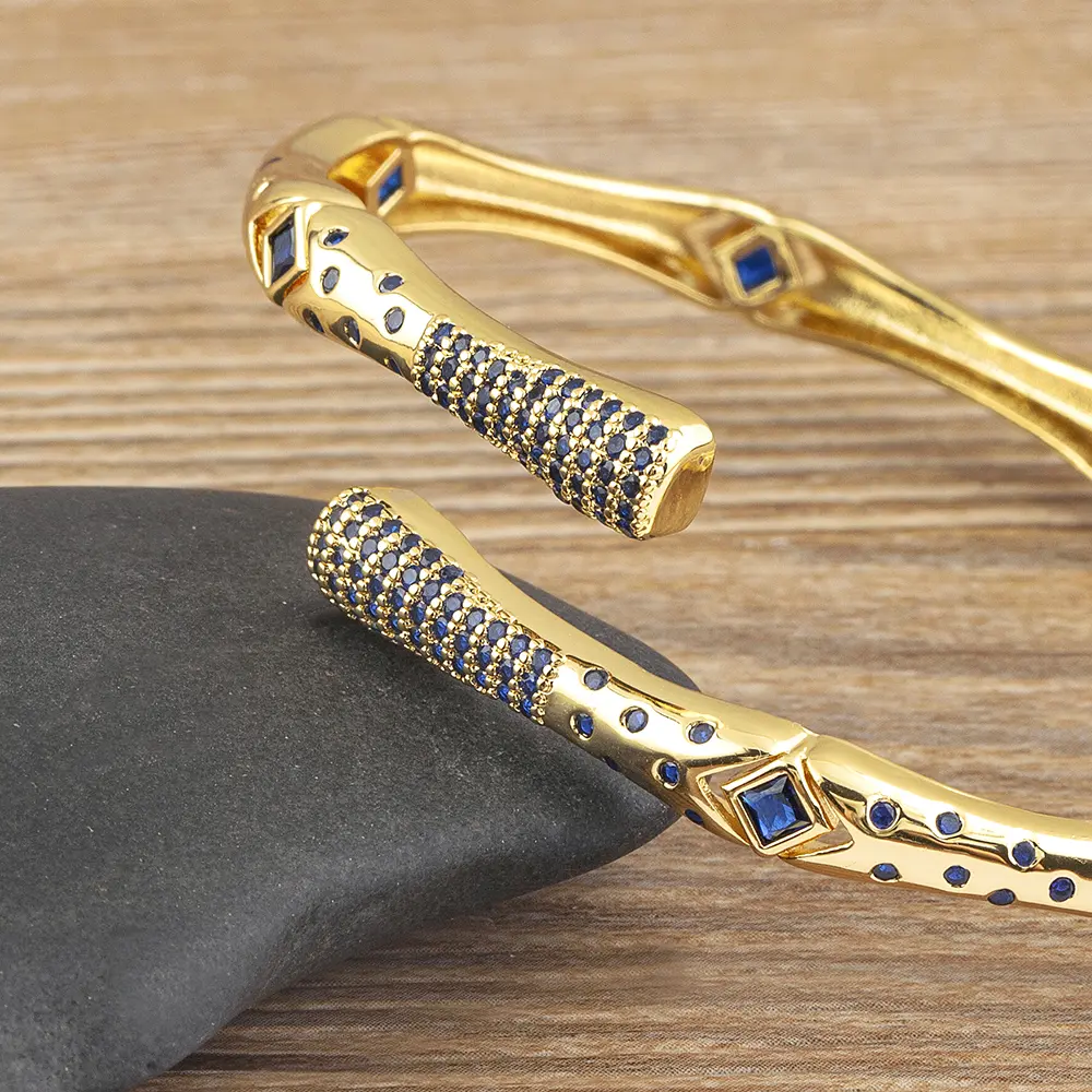 Nidin Light Luxury Women's Zircon Rhinestone Bangle High Quality Classic Geometric Design Open Adjustable Fashion Accessories