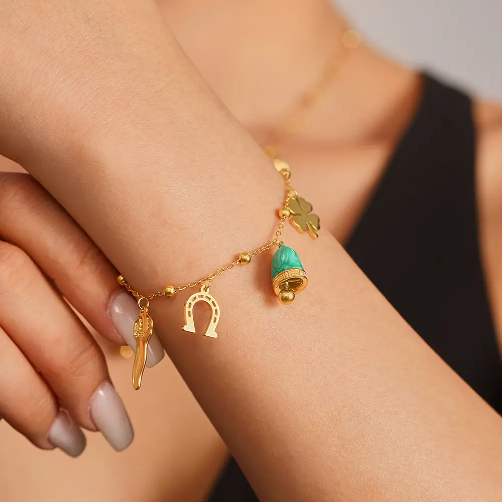 Nivora Lucky Clover Heart Small Bell Pendant Necklace Bracelet For Women Zircon Stainless Steel Chain Women Wedding Jewelry Gift