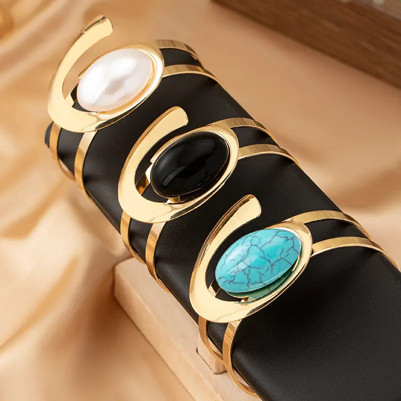 Fashion Metal Green Spiral Geometric Bracelt Bangles for Women New Trendy Print Classic Design Jewelry Party Accessories