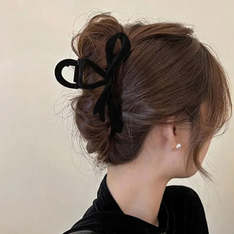 Red Velvet Hair Claw Clip for Women Fall Winter Bows Ribbon Large Hair Clips Elegant Hairpin Female Hair Accessories Girls Gifts