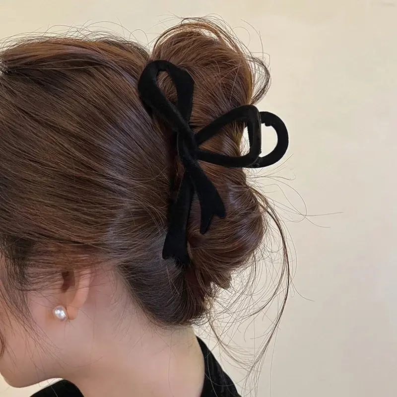 Red Velvet Hair Claw Clip for Women Fall Winter Bows Ribbon Large Hair Clips Elegant Hairpin Female Hair Accessories Girls Gifts