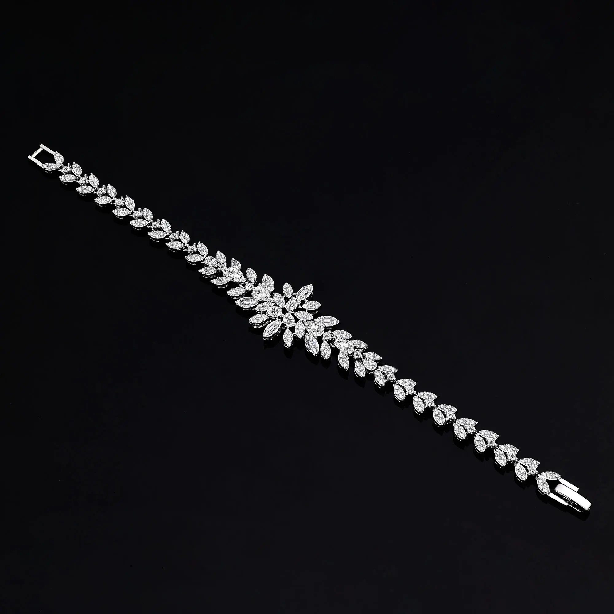 2024 Hot Sale 4 Pieces Super Luxury Cubic Zirconia Bridal Jewelry Set Nigeria Dubai Jewelry Set Bridal Accessories