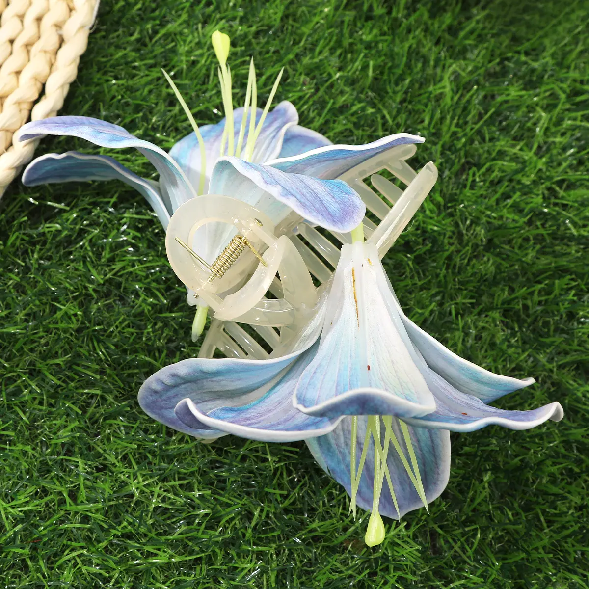 AWAYTR Beauty Lily Flower Hair Claw Clip Floral Hair Clip Claw Clap Hairpin Girls Women Korean Hair Accessories