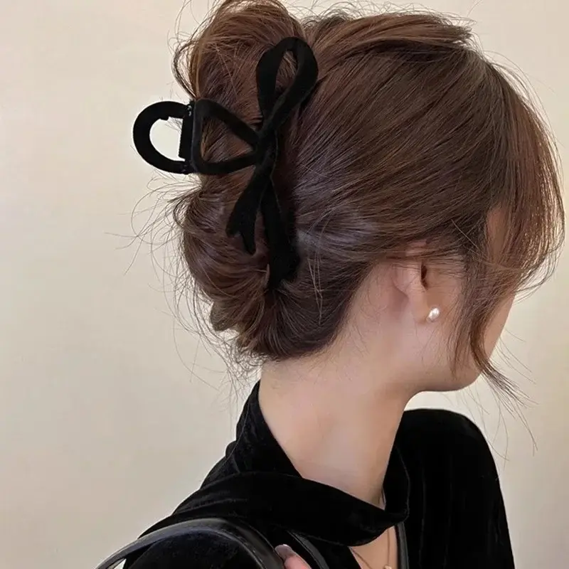 Red Velvet Bow Hair Clips Autumn Winter Women Hair Claw Clip French Elegant Hairpin Hair Accessories Female Headwear Gift