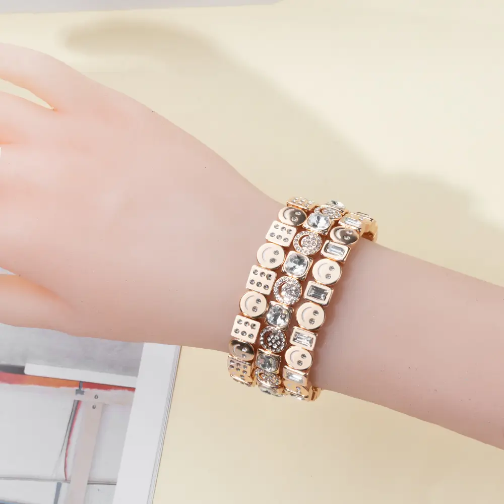 2024 New Rhinestone Happy Bangle For Women Diamond Hand Accessory