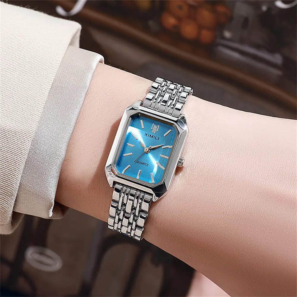 Hot Selling 2025 Fashion Women's Minimalist Square Quartz Watch Casual Sports Orange Silicone Women Gift Clock Watches