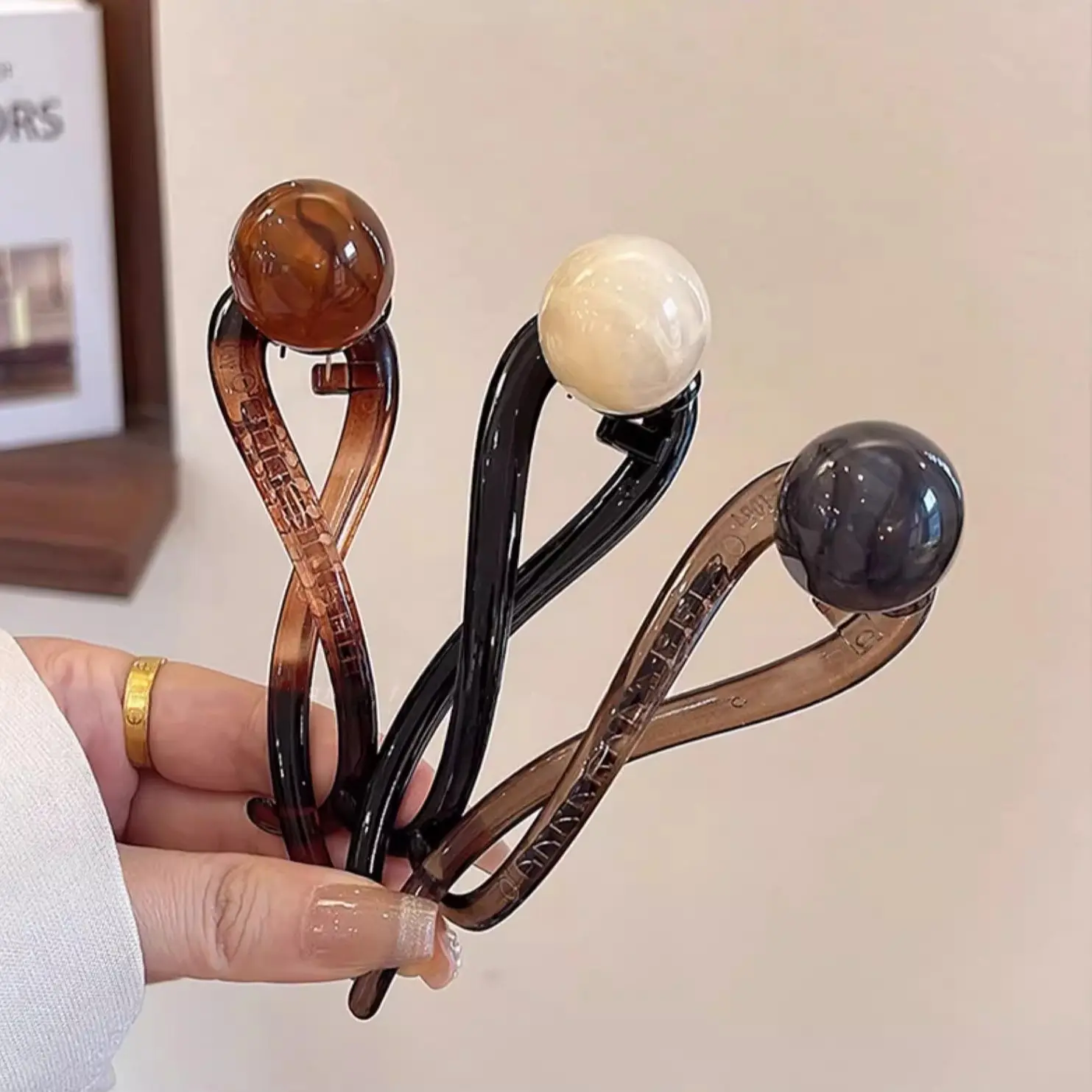 Korean Hair Clips for Women Elegant Back Hairpins for Girls Hair Accessories Vintage Barrettes Ponytail Clip Lady Headdress