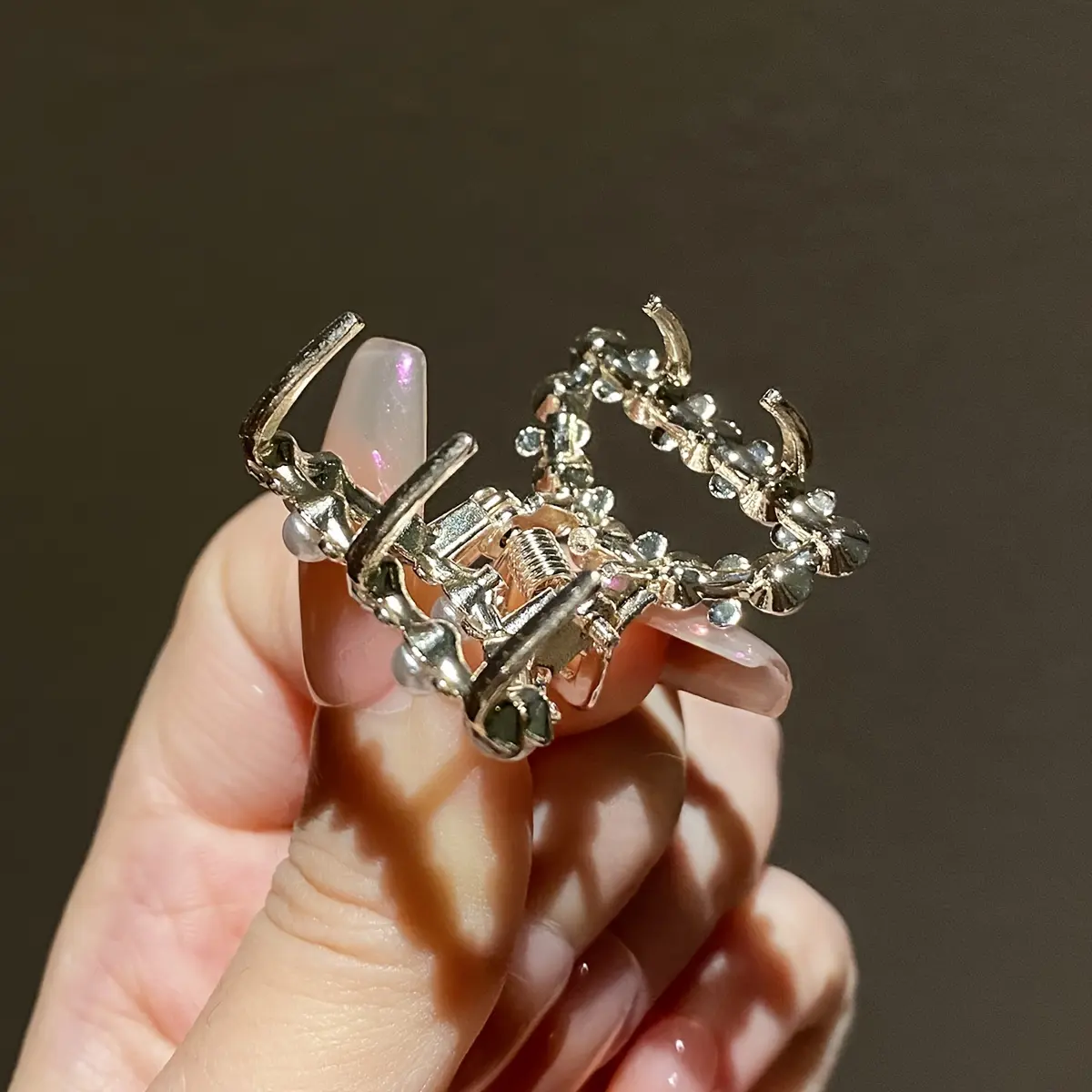 10 Girls' Hair Accessories with Multi-Color Elegant Bangs and Side Hair Claws