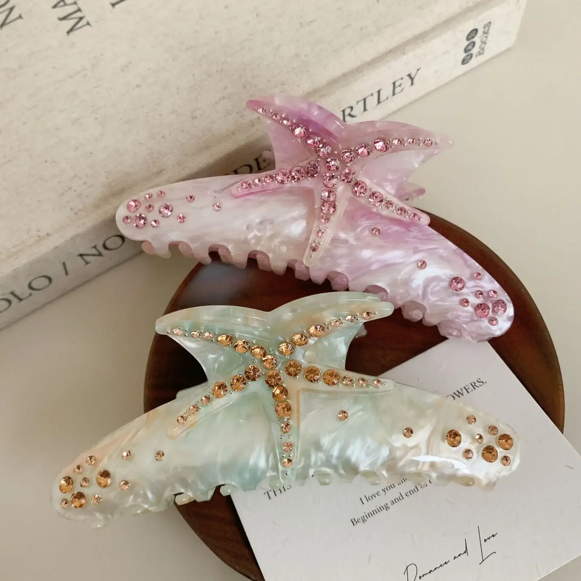 YHJ Starfish Hair Claw for Women Rhinestone Acetate Claw Clip Vacation Jewelry Hair Clip Trendy Claw Clips Hair Accessories