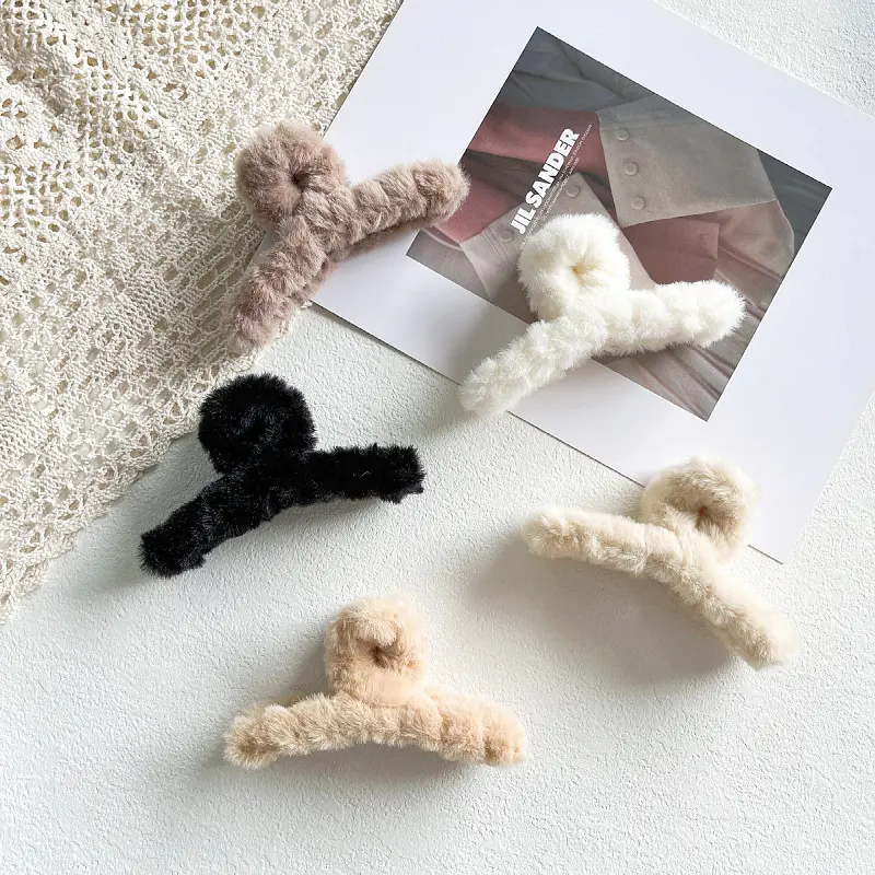 AISHG 14cm Elegant Plush Hair Clip Claw Korean Fashion Extra Large Imitation Rabbit Plush Grab Cawl Clips Girl Hair Accessories