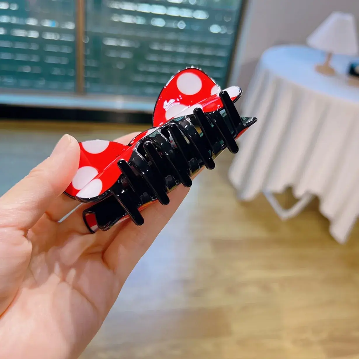 YHJ Cartoon Bowknot Hair Claw Acetate Claw Clip for Girls Popular Catches Princess Crab Hair Clip Fashion Hair Accessories