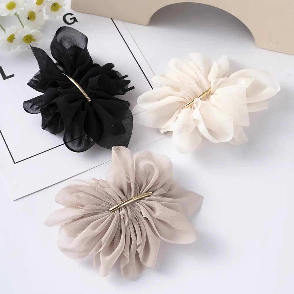 Big Spring Hair Claw Clips Women Metal Chiffon Flowers Ponytail Holder Hairpin Barrettes Fashion Girls Hair Accessories Hairgrip