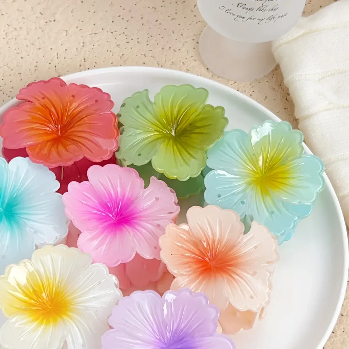 Flowers Hair Claw Clip Fancy Hair Claws Sweet and Cute Hair Claws Floral Hair Claws Colorful Hair Claws Accessories for Women