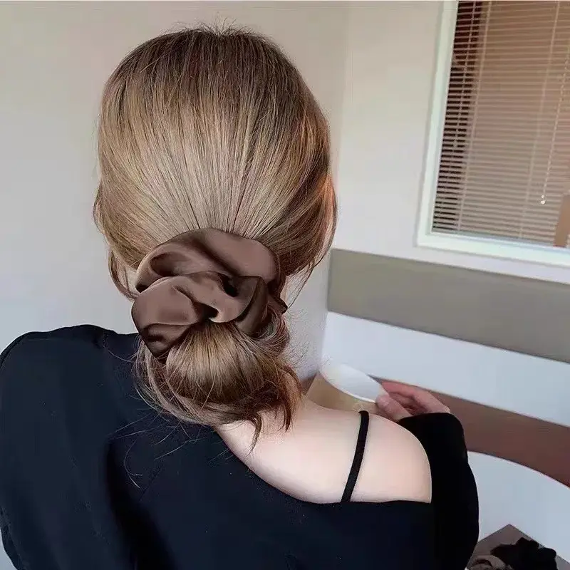 1pcs Women Silk Satin Scrunchies Korean Ladies Girls Elastics Hair Band Ponytail Hold Hair Accessories