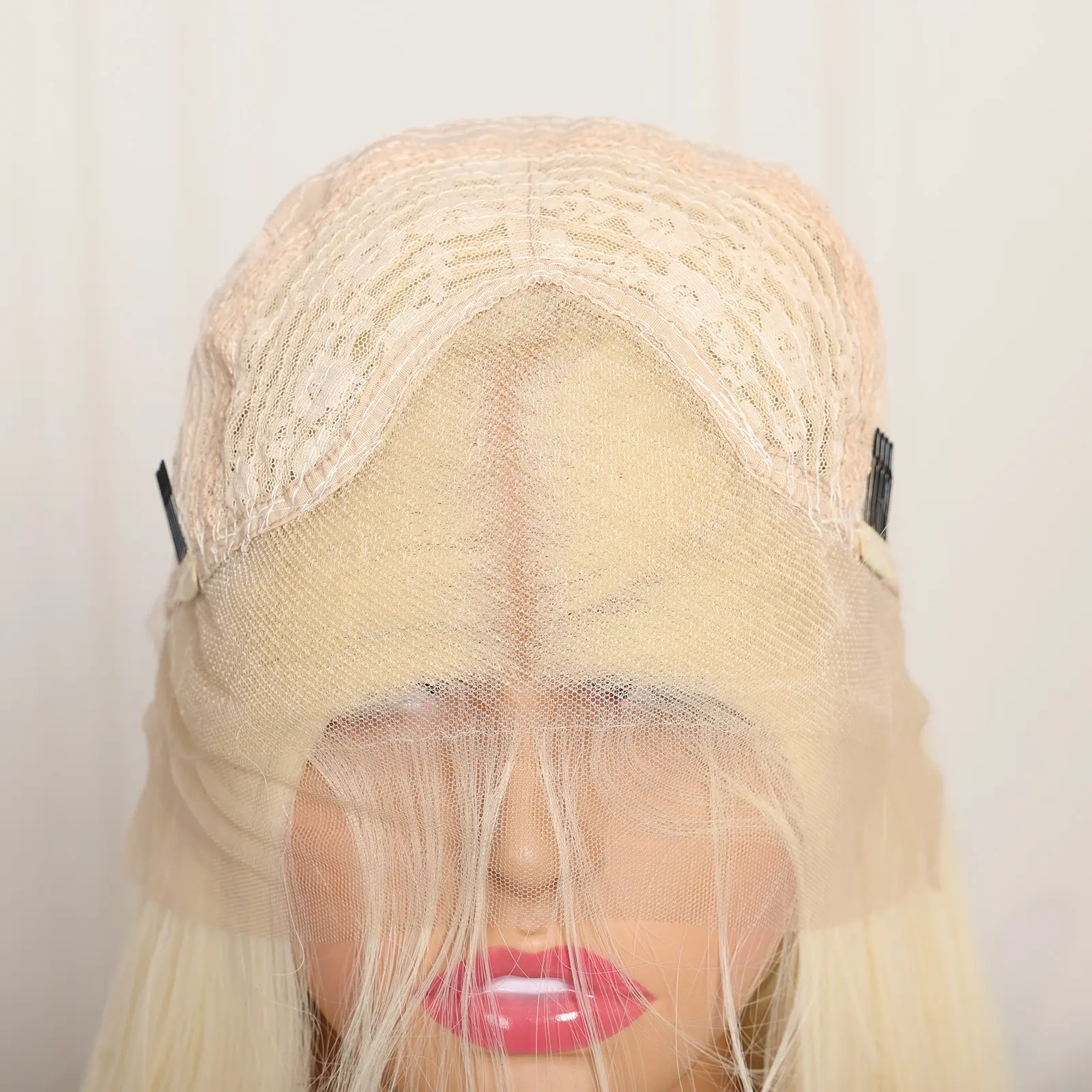Short Bob Cut Blunt 613 Honey Blonde Color Synthetic 13X4 Lace Front Wig For Women Straight Preplucked Bleach Knots Soft Cosplay