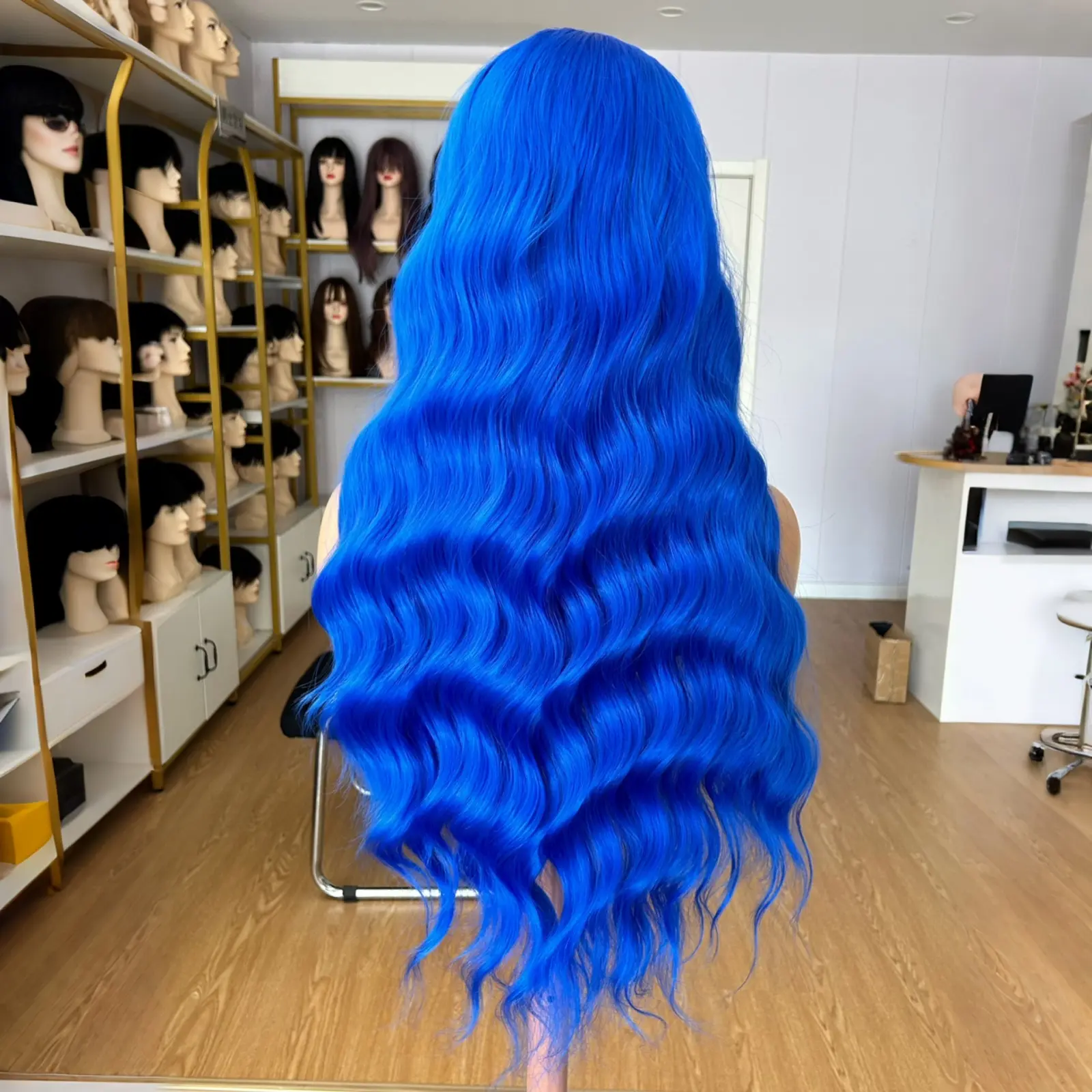 Royal Blue Long Curly Wavy Wigs for Women Synthetic Free Part Loose Deep Wave Natural Hair Heat Resistant Fiber Wigs for Women