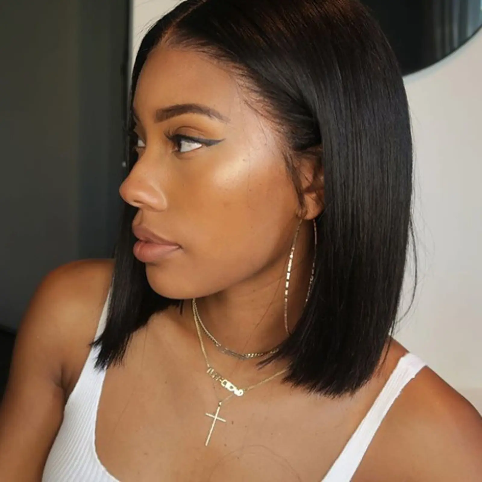 Short Black Synthetic Wigs For Women Middle Part Straight Hair Bob Wigs Afro Female Natural Daily Cosplay Wigs