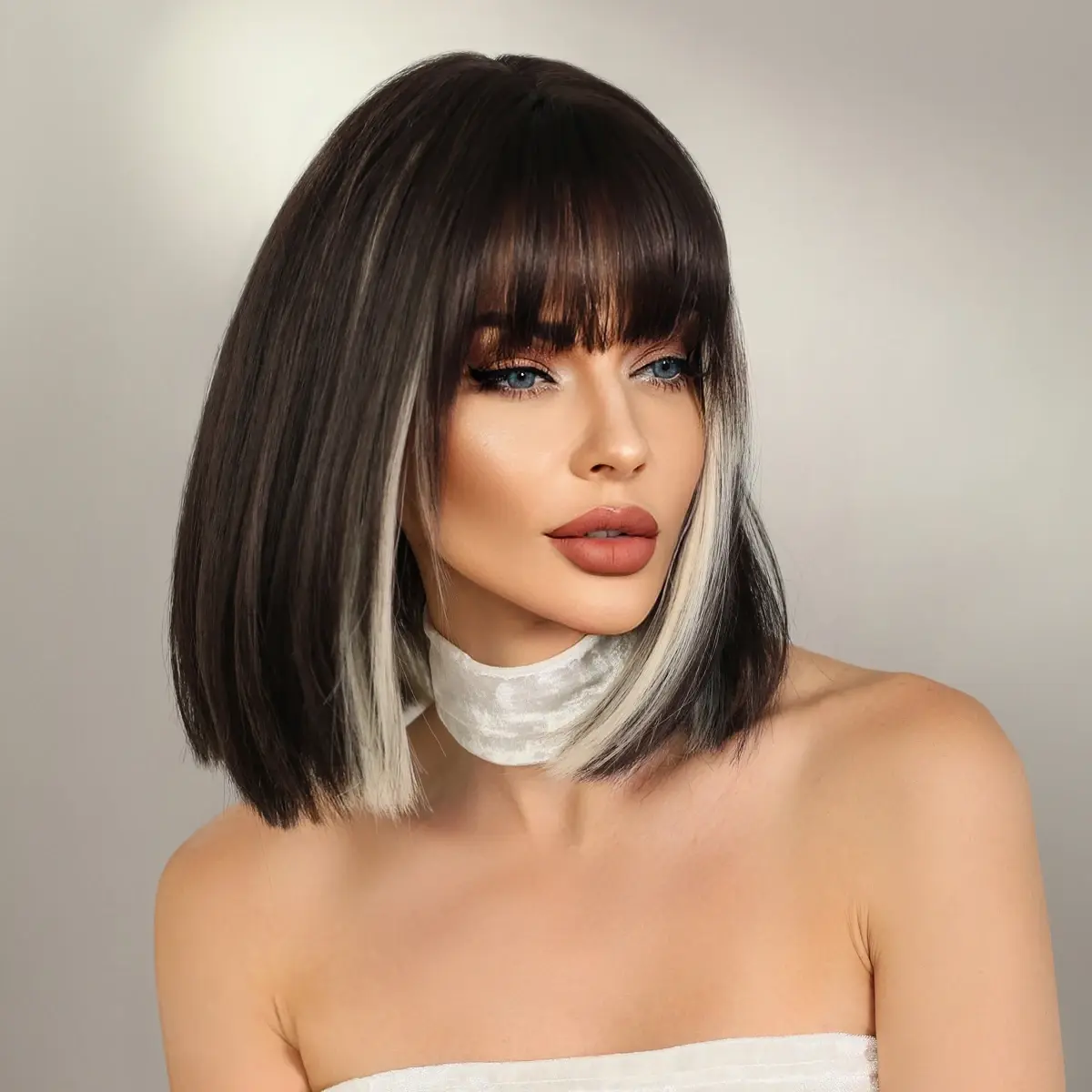 NAMM Highlight Straight Bob Wig for Woman Daily Party Cosplay Wig Synthetic Black and White Hair Wigs with Bangs Heat Resistant