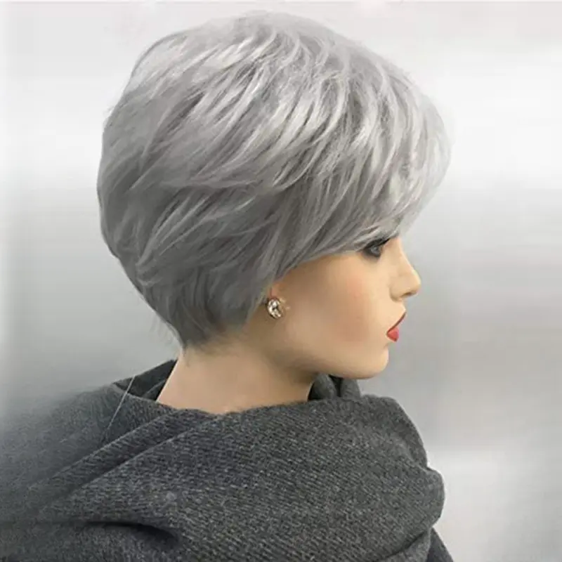 Short Curly Synthetic Wigs for Women Silver Gray Hair Wigs Heat Resistant Fashion Wig for Daily Use