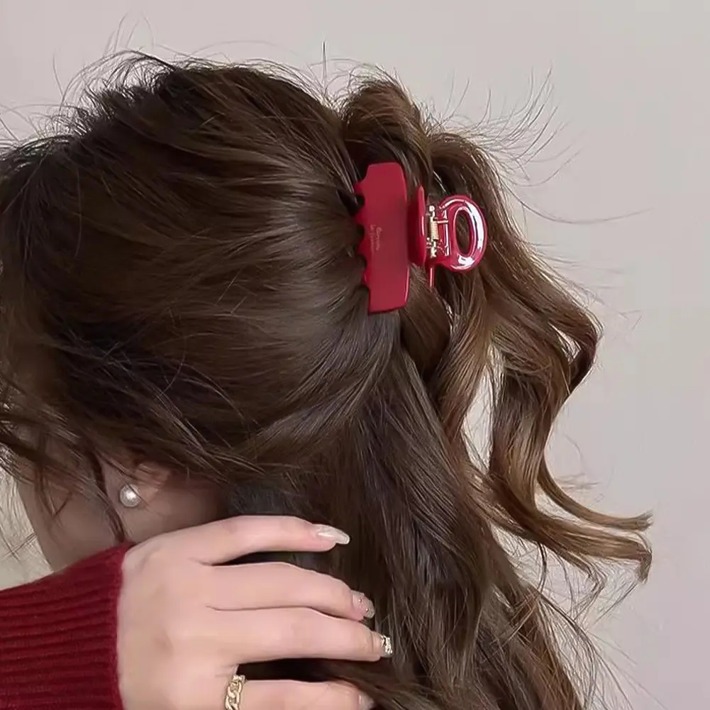 5.5cm Long Acetate Hair Crabs Red Hair Clips for Girls and Women Tie Up Hair Accessories New Korean Fashon Simple Temperamental