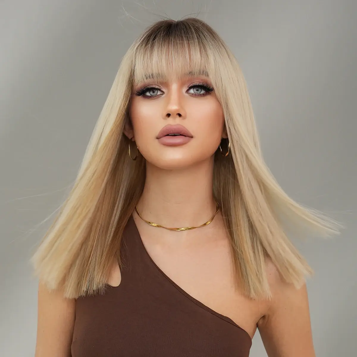 NAMM Shoulder Length Wig Synthetic Straight Blonde Ombre Brown Wigs For Women Daily Party High Density Layered Wigs With Bang
