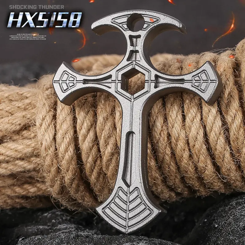 Tactical defense cross pendant, self-defense cool equipment, outdoor camping self-defense tool, exquisite small gift