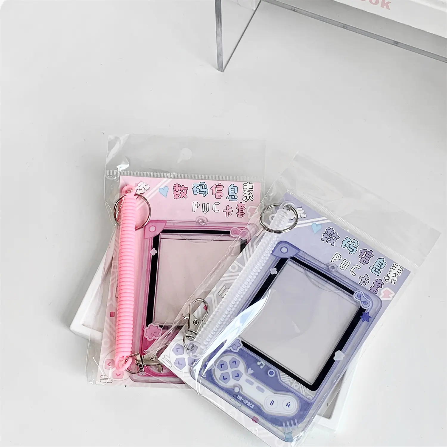 Photo Card Holder Badge Holders,3 Inch Photocards Holder Id Card Holder Photocard Keychain Protective Sleeves