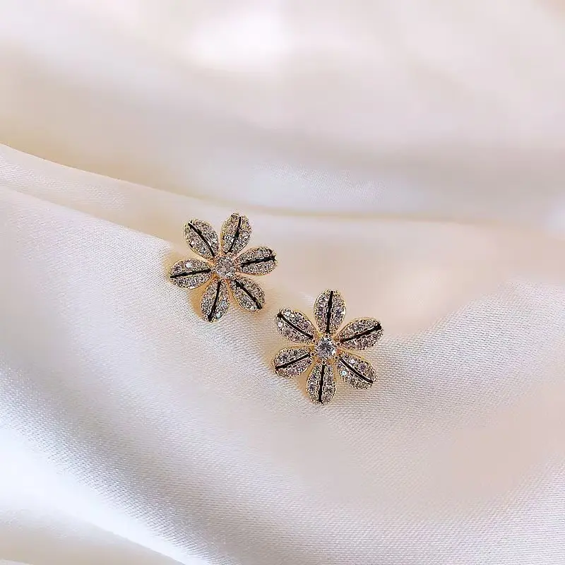 Exquisite Gold Color Frame Flower Stud Earrings  Elegant Shiny Rhinestone Tiny Earrings Women's Chic Party Daily Jewelry