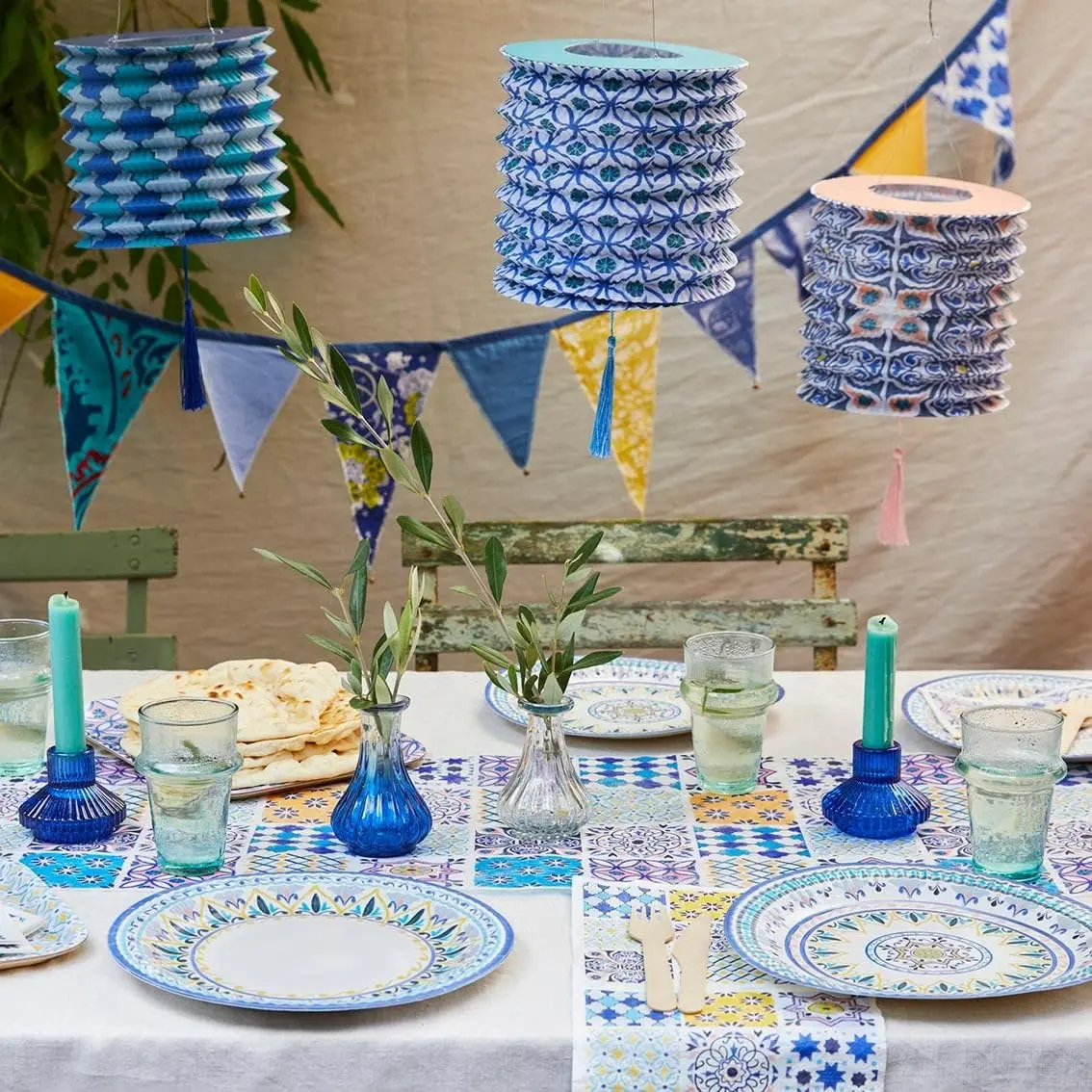 Yellow & Blue Paper Party Plates | Colourful & Strudy Disposable Party Tableware for Summer Parties