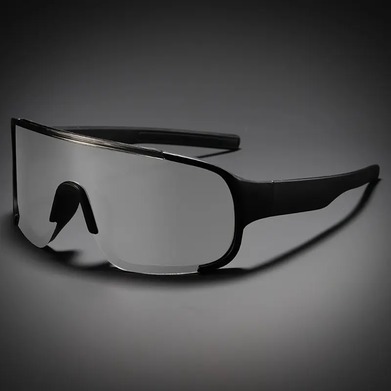 A Stylish Pair of Unisex Glasses Perfect for All Occasions Simple and Versatile Making It An Ideal Gift Choice for Teenagers