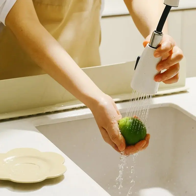 1PC Silicone Sink Baffle Splash Guard with Suction Cup Pool To Protect Clothes From Splashing Water Baffle