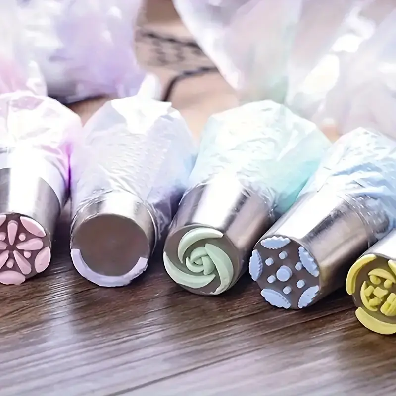 13pcs Stainless Steel Piping Nozzle Bags Set, DIY Baking Tools with 3D Flower Nozzles,TPU Bags- Professional Cake Decorating Kit