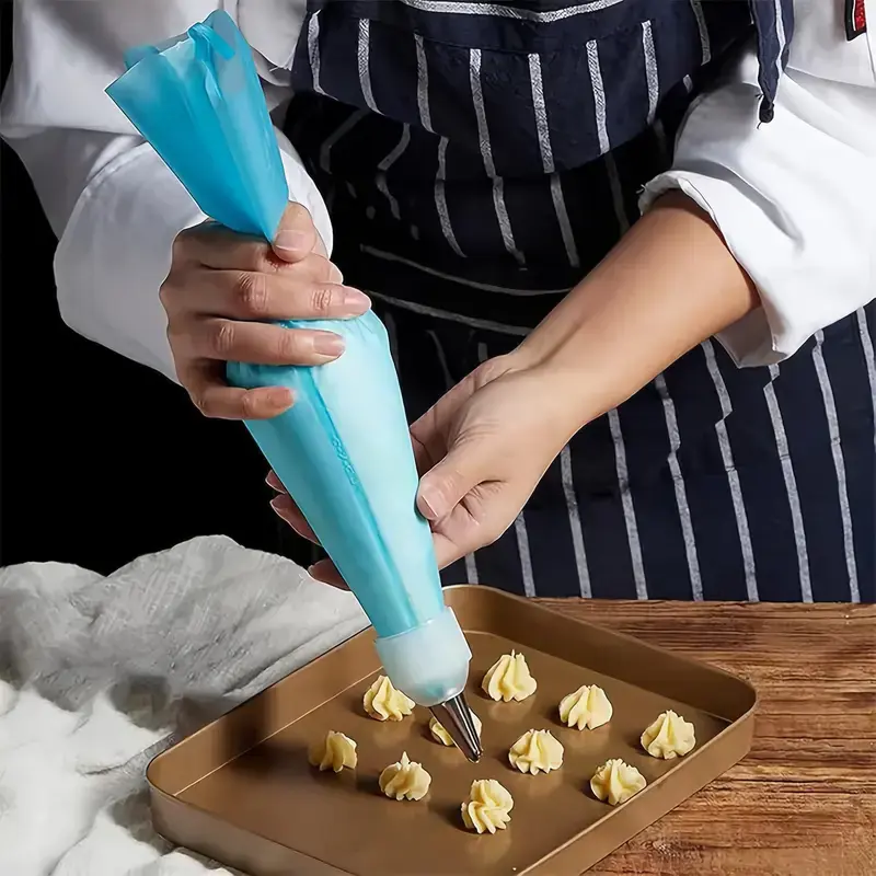 50PCS Piping Bags Cake Decorating Tools Kit Reusable Silicone Pastry Bag Stainless Steel Nozzle Piping Nozzles DIY Baking Tools