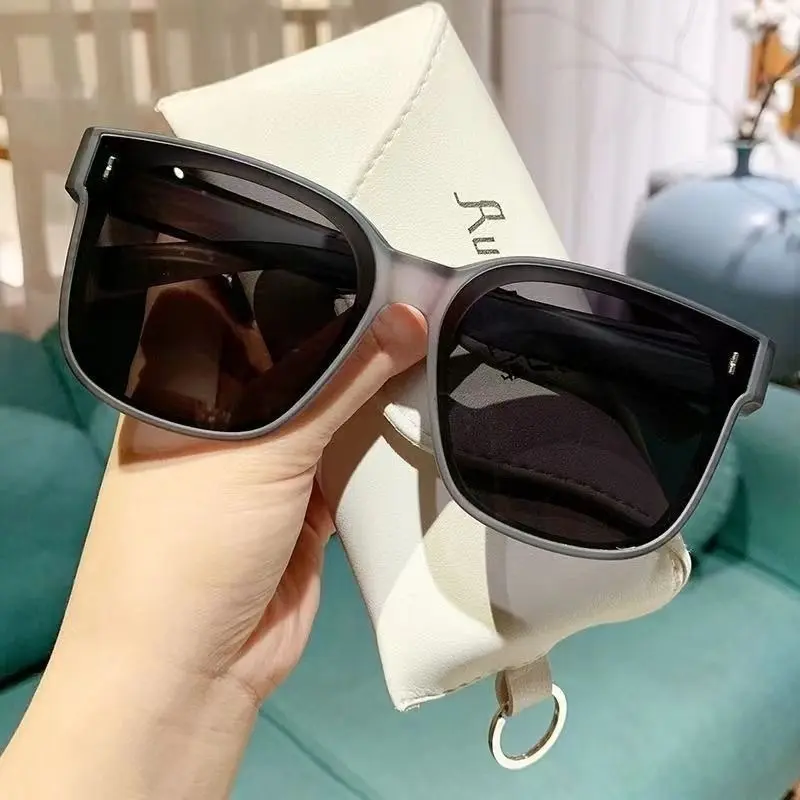 Fashion Fit Over Sunglasses Oversize Wear To Cover Over Glasses Suitable for Myopia Women Men(NO CASE)