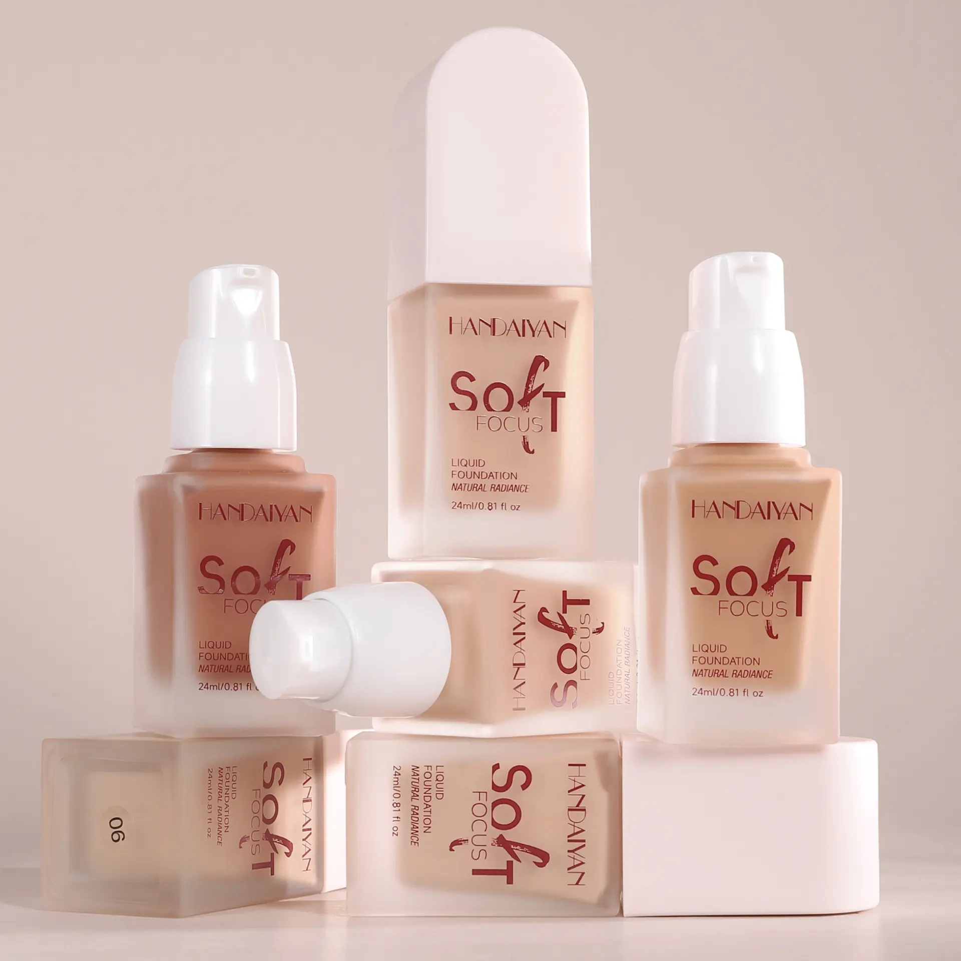HANDAIYAN muticolor Powder Base Liquid Concealer non-sticking Powder Long-lasting Moisturizing Waterproof Brightening Foundation