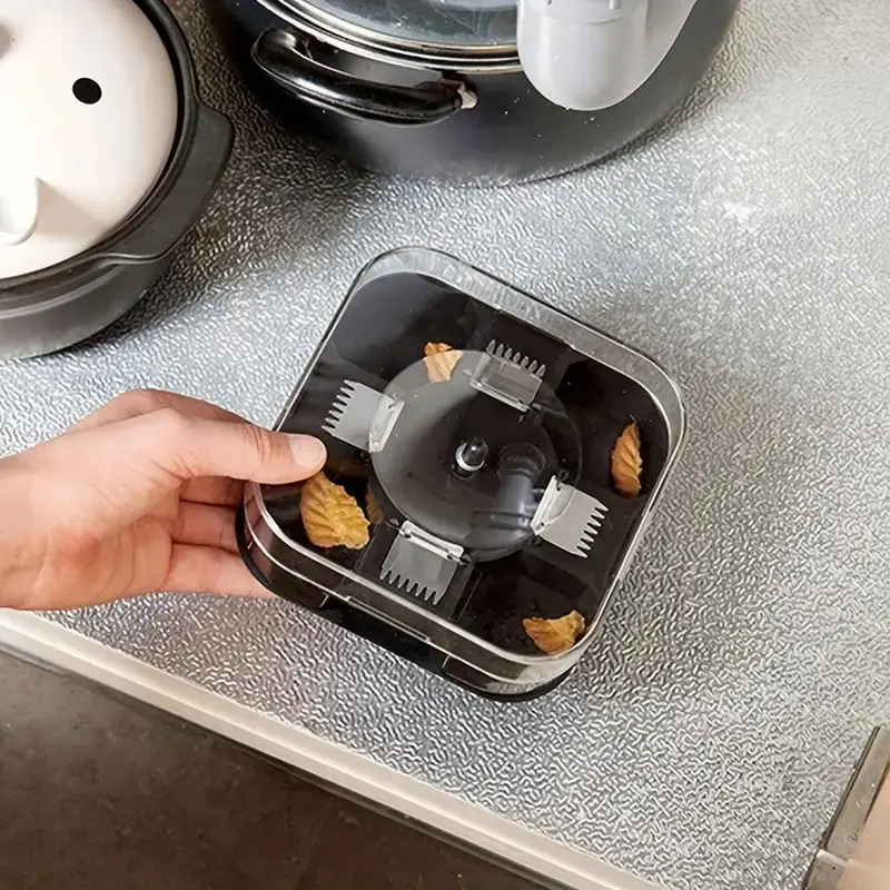 1pc, Reusable Roach Catcher: 1pc Cockroach Trap Box For Indoor Kitchen, Non-Toxic Roach Killer, Pest Control ﻿