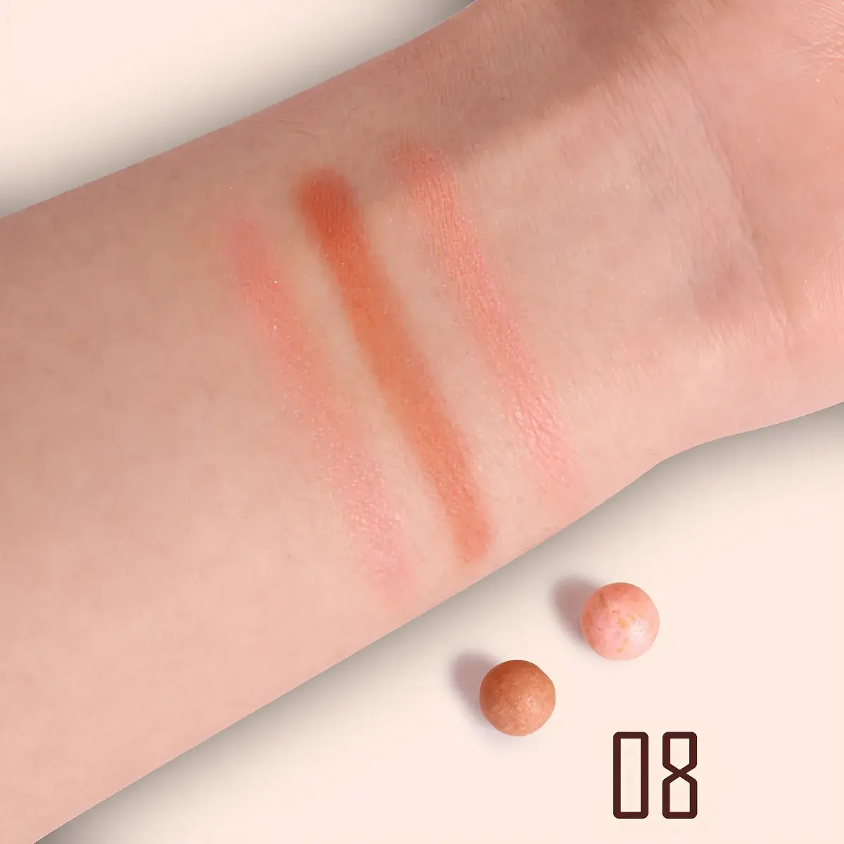 Long Lasting Roll-on Blush Shimmer Matte Finish with Brush 3D Glossy Texture for Daily Makeup Rich in Texture