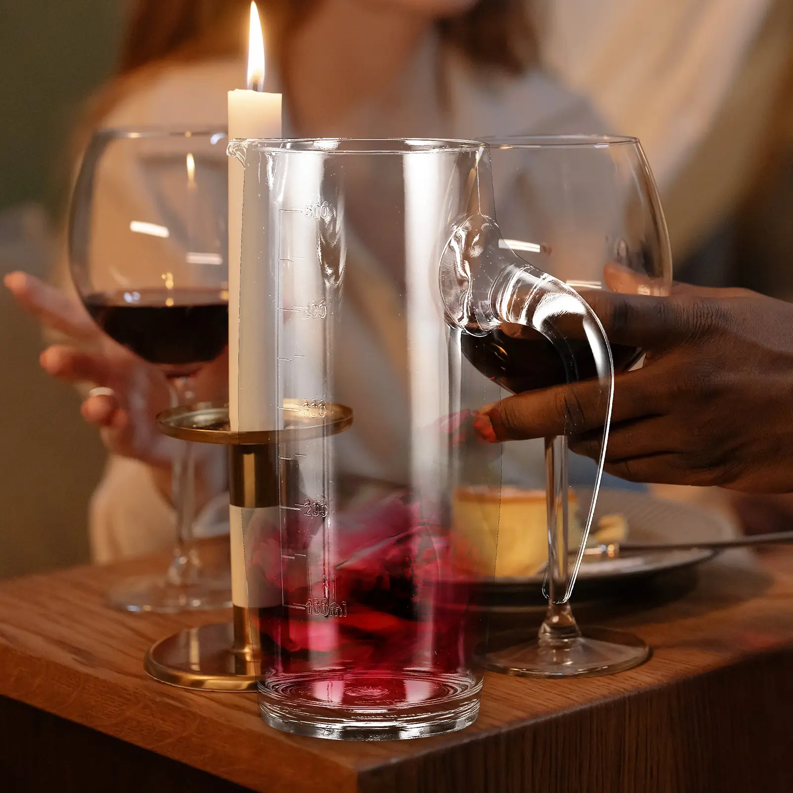 Decanter Transparent Simple Design Elegant Whiskey Dispenser Clear Conical Bottle Creative Red Container Smooth