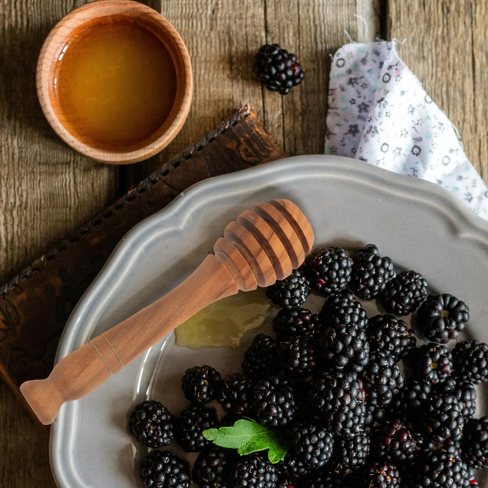 Wooden Natural Olive Wood H crafted Stirring Rod Honey Spoon Dipper for Honey Jams Coffee Multiuse Kitchen Tool