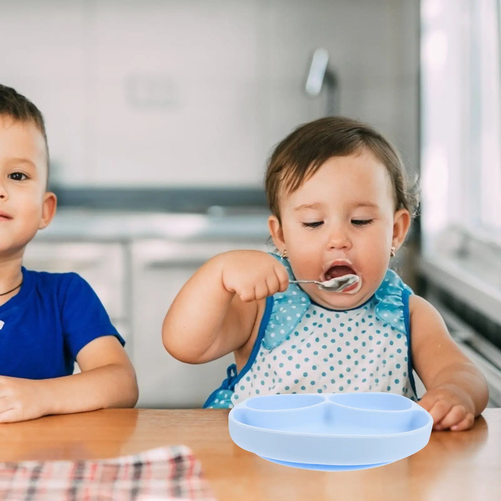 Silicone Baby Plates Toddler Suction Plate Set Green Color Divided Design Food Grade Healthy Reusable Kids Dinner Tray