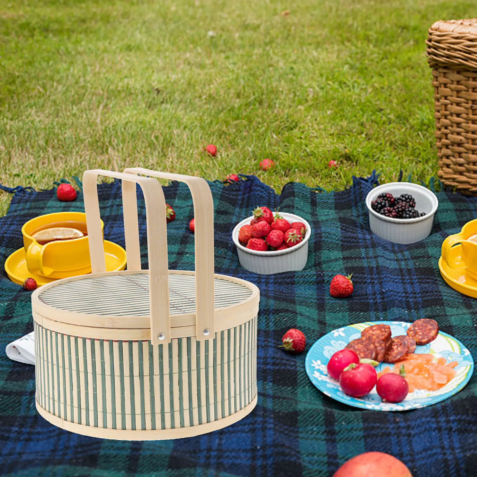 Bamboo Woven Picnic Basket 26cm Diameter 12cm Height Green Handles Storage for Fruits Snacks Household Portable Harvest Garden