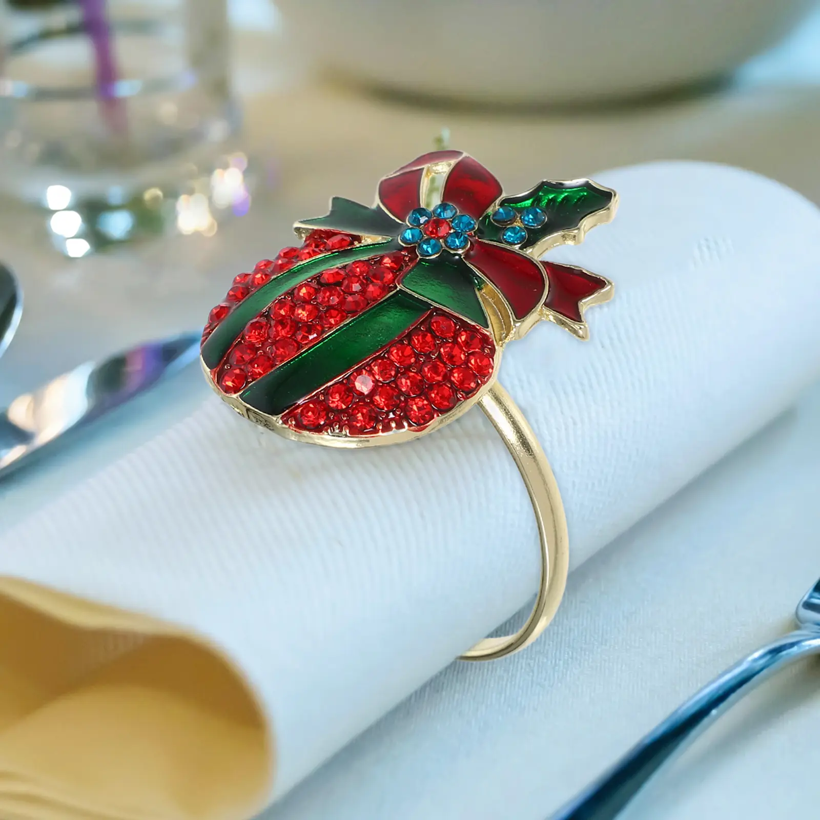 Crystal Napkin Christmas Decor Winter Holiday Reusable Metal Poinsettia Seasonal Christmas Table Decor Table Settings