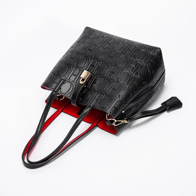 CH Crossbody 2025 Fashion Luxury Brand Women's Casual Versatile Embossed Pattern Leather Bag Solid Colour Letter Shoulder Bag