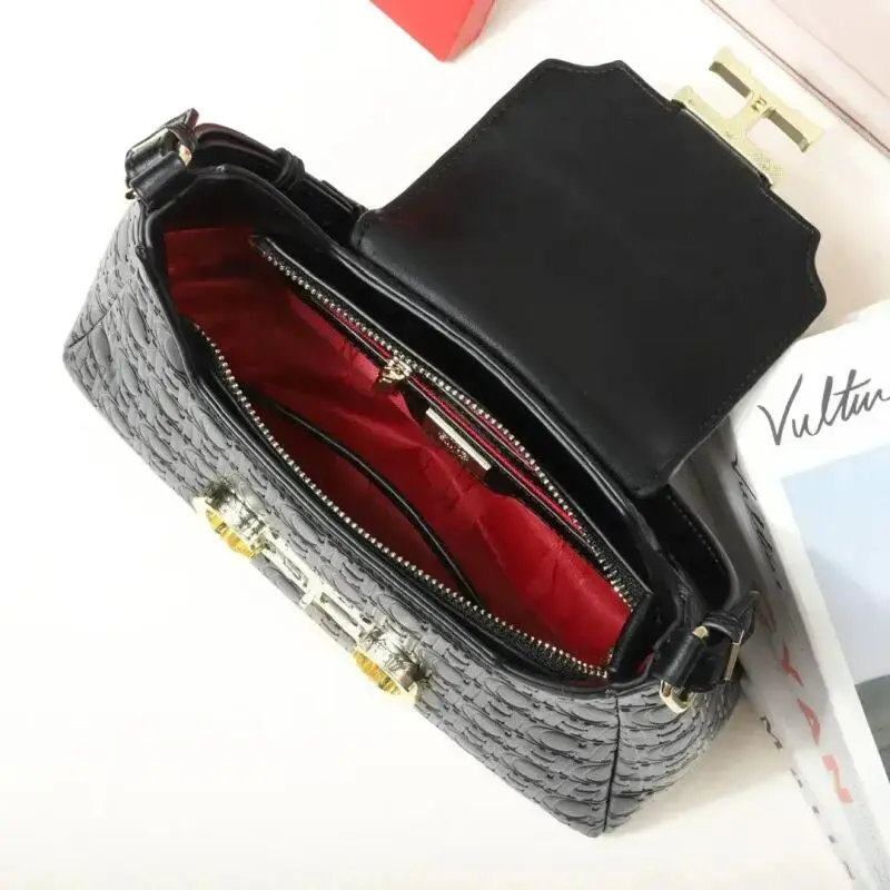 CH Luxury Brand Hardware Buckle Ladies Handbag Cell Phone Bag Adjustable Embossed Letter Fashion Ladies Shoulder Bag