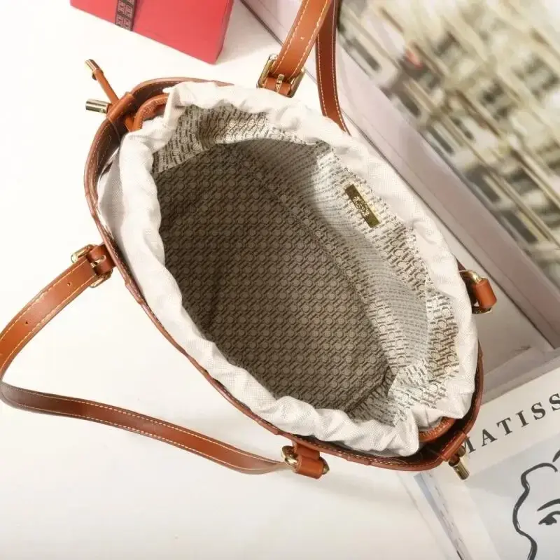 CH Women's Shoulder Bag High-end Brand Fashionable Hollow Design Women's Handbag Large Capacity Simple Solid Color