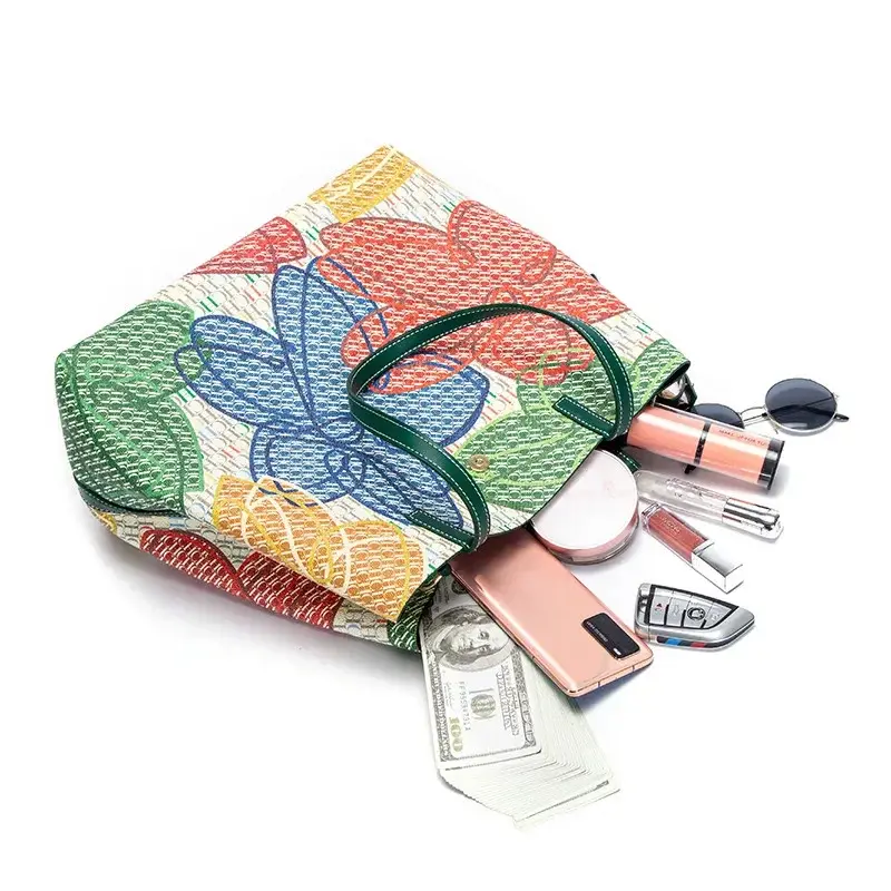 CH Banquet Bag Commuter Campus Vintage Crossbody Fashion Design Model Metal Accessories Clasp Ladies Shoulder Bag Luxury Brand