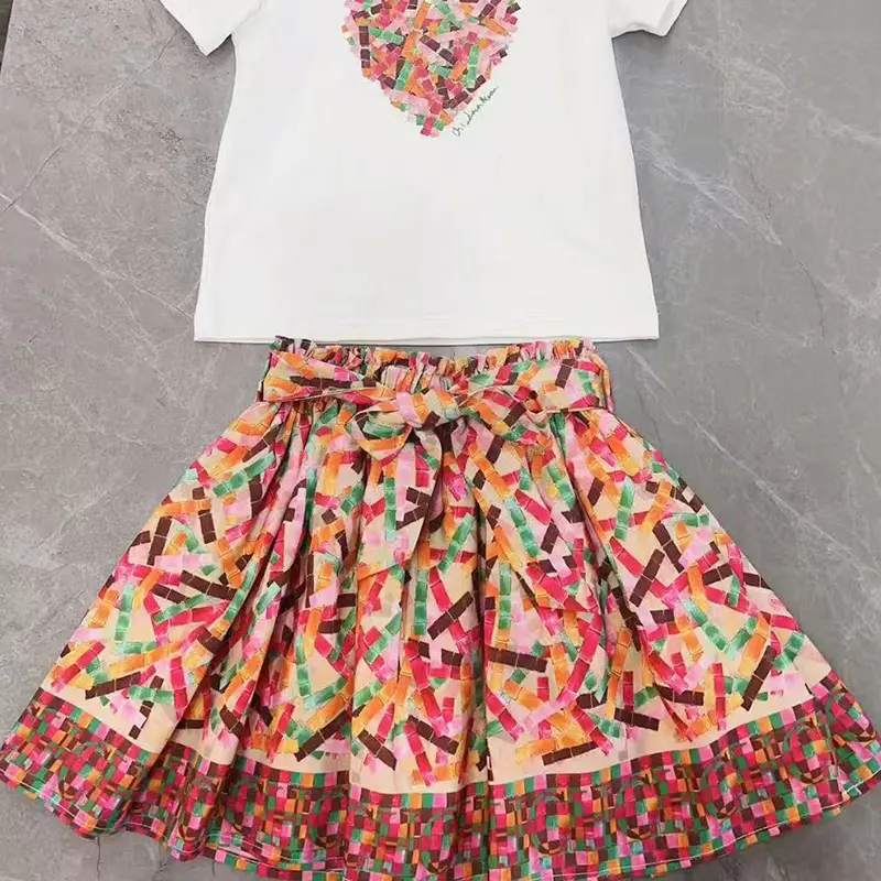 CH High Quality Sweet Kids Fashion Multicolor Long Bar Print T-Shirt Pleated Skirt 2025 New Girls Clothing