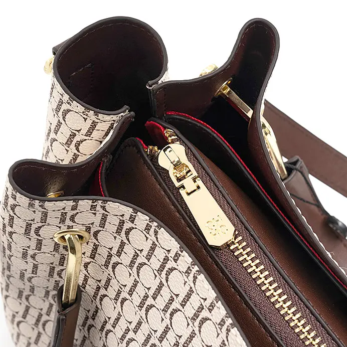 CH Capacity Shoulder Bag High Quality Ladies Multiple Back Elegant Popular Light Luxury Brand Classic Letter Print Handbag Large
